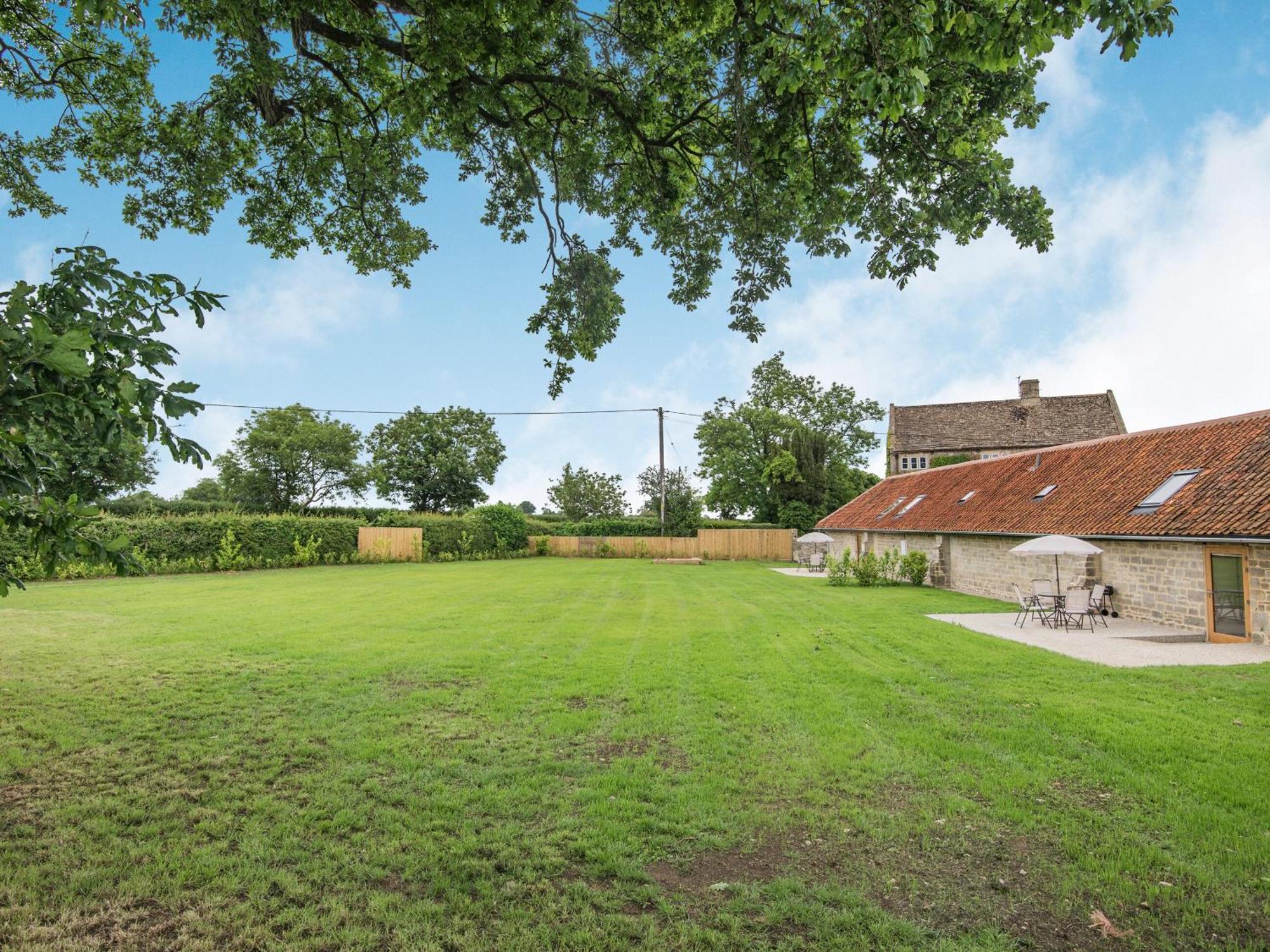 Вилла The Oak Wingfield  Экстерьер фото